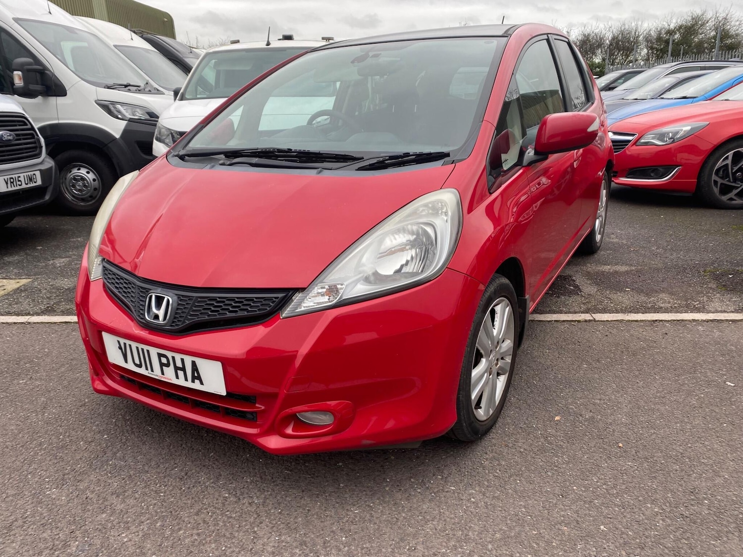Used Honda Jazz 2011 for sale - 77267778: Photo 5