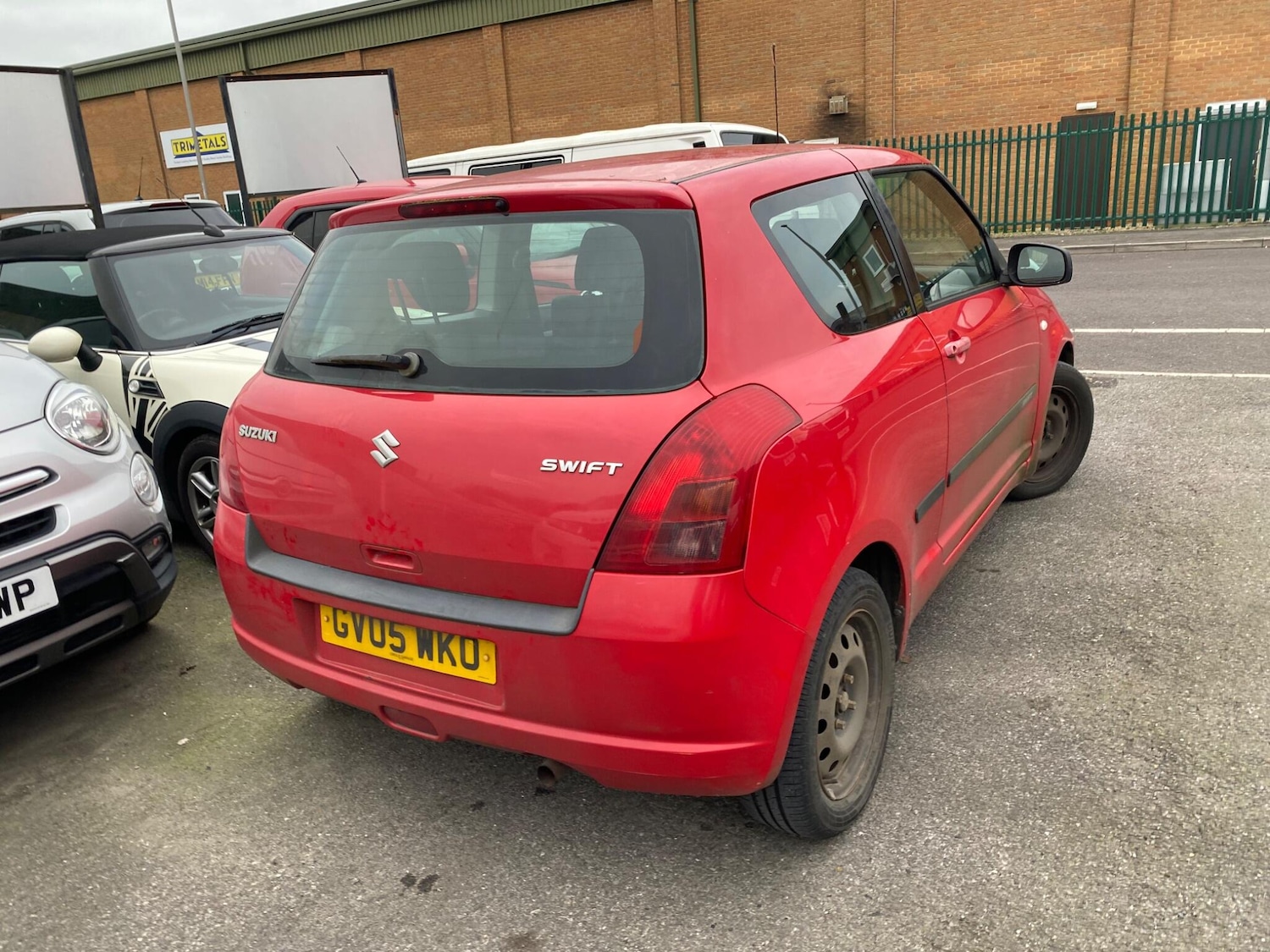 Used Suzuki Swift 2005 for sale - 77255567: Photo 4