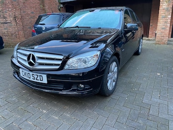 Used Mercedes-Benz C Class 2010 for sale - 77396089: Photo