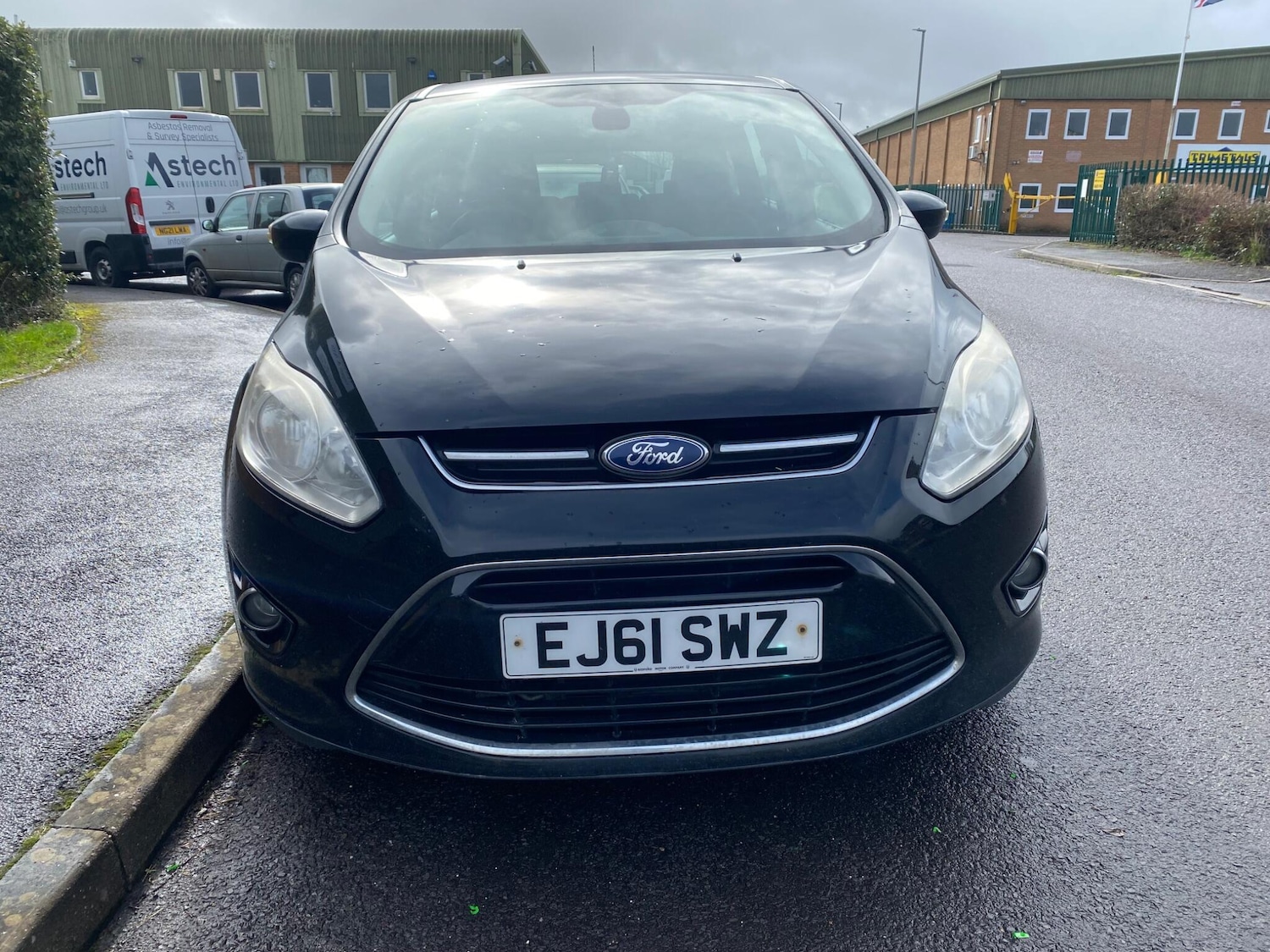 Used Ford C-Max 2011 for sale - 77709608: Photo 2