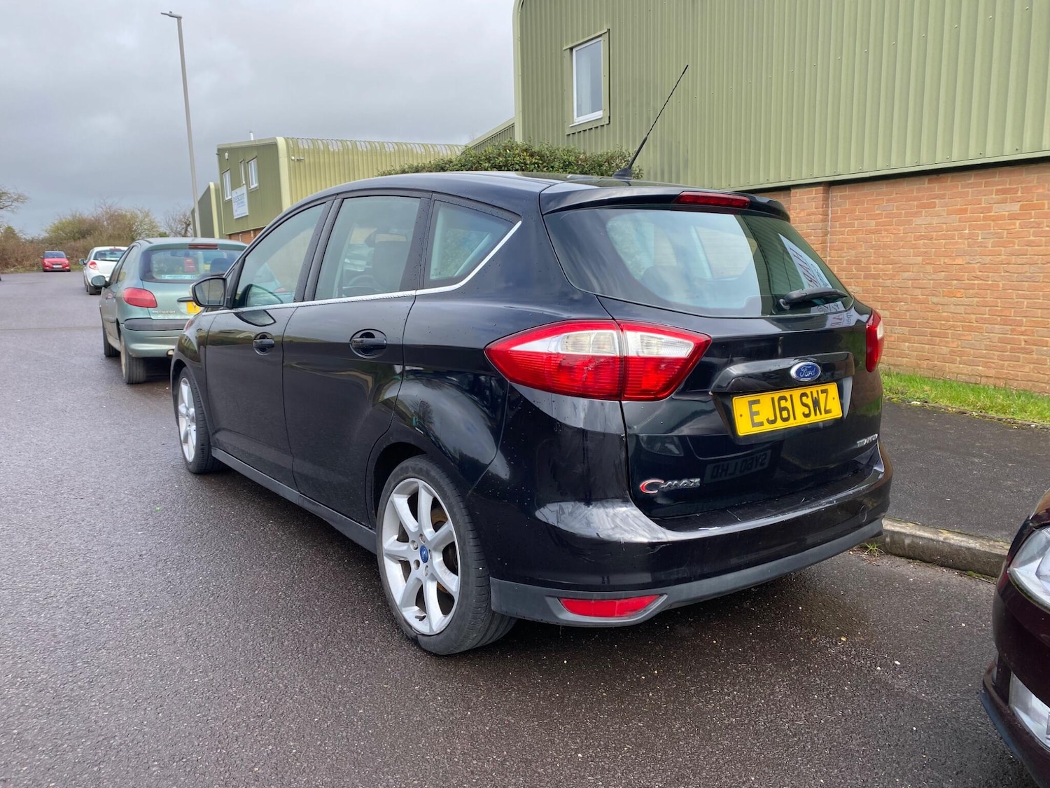 Used Ford C-Max 2011 for sale - 77709608: Photo 4