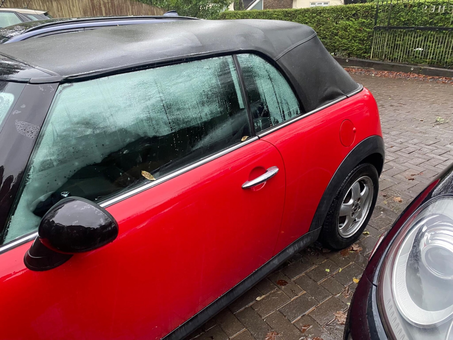 Used MINI Convertible 2009 for sale - 77279886: Photo 12