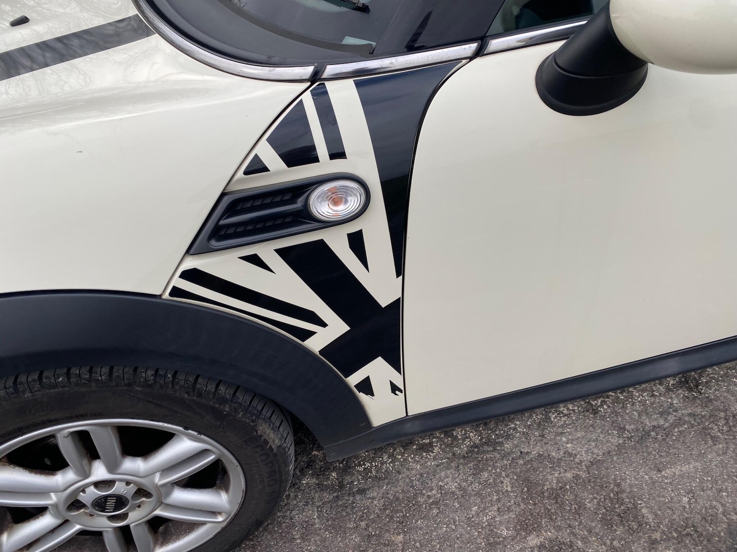 Used MINI Convertible 2011 for sale - 77255558: Photo 13