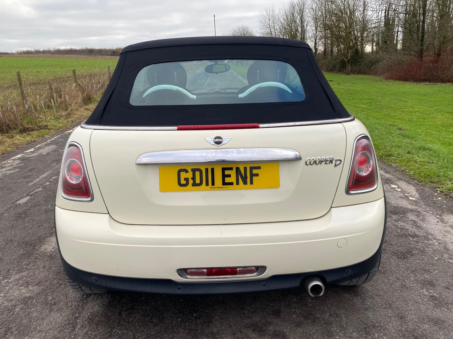 Used MINI Convertible 2011 for sale - 77255558: Photo 17