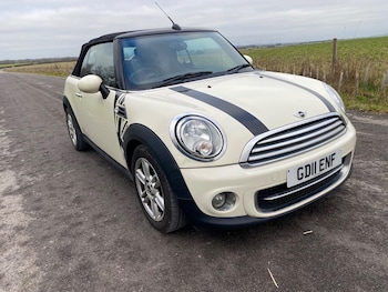Used MINI Convertible 2011 for sale - 77255558: Photo