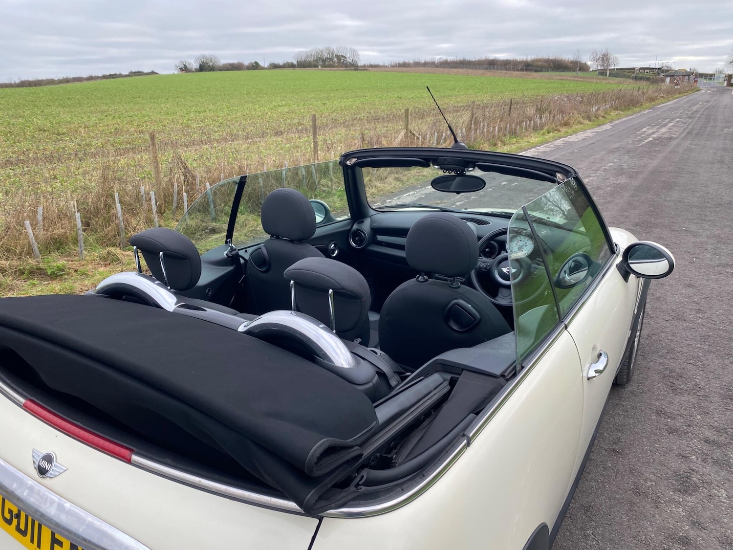 Used MINI Convertible 2011 for sale - 77255558: Photo 27