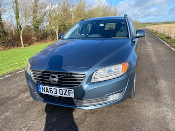 Used Volvo V70 2013 for sale - 77704653: Photo