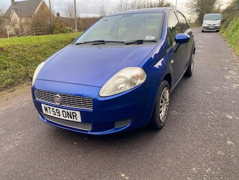 Used Fiat Grande Punto 2010 for sale - 77305164: Photo