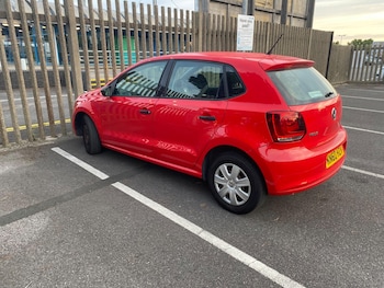Used Volkswagen Polo 2010 for sale - 79106802: Photo
