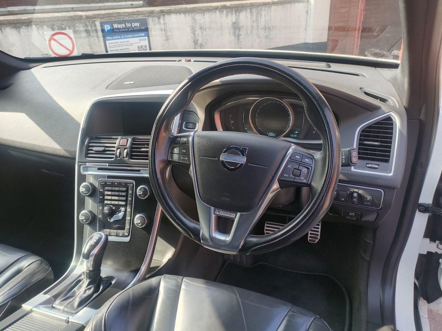 Used Volvo XC60 2013 for sale - 78115190: Photo 2