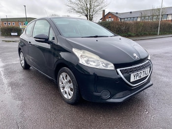 2012 (12) - 1.2 VTi Access+ 3dr