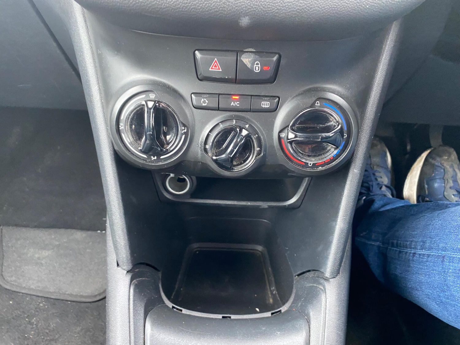 Used Peugeot 208 2012 for sale - 77710578: Photo 20