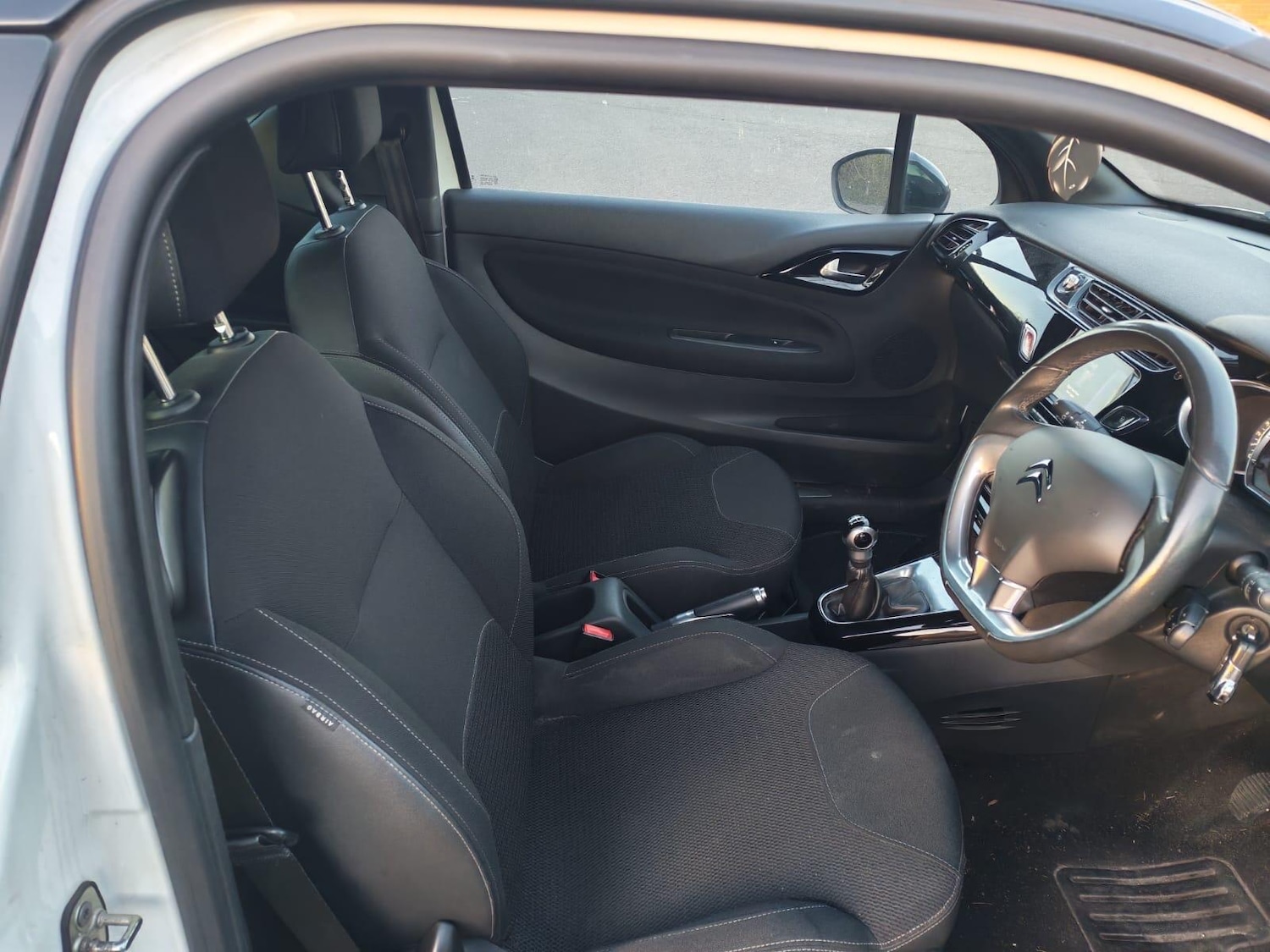 Used DS Automobiles DS 3 2015 for sale - 77924878: Photo 18