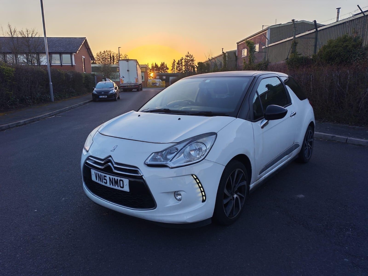 Used DS Automobiles DS 3 2015 for sale - 77924878: Photo 2