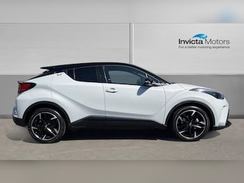 Used Toyota C-HR 2023 for sale - 78820559: Photo