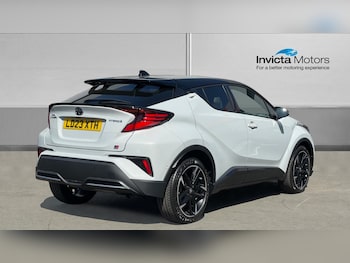 Used Toyota C-HR 2023 for sale - 78820559: Photo