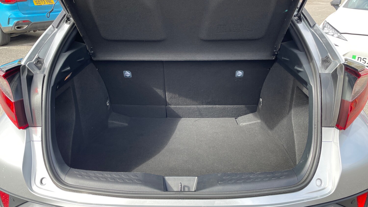 Used Toyota C-HR 2022 for sale - 78111965: Photo 15