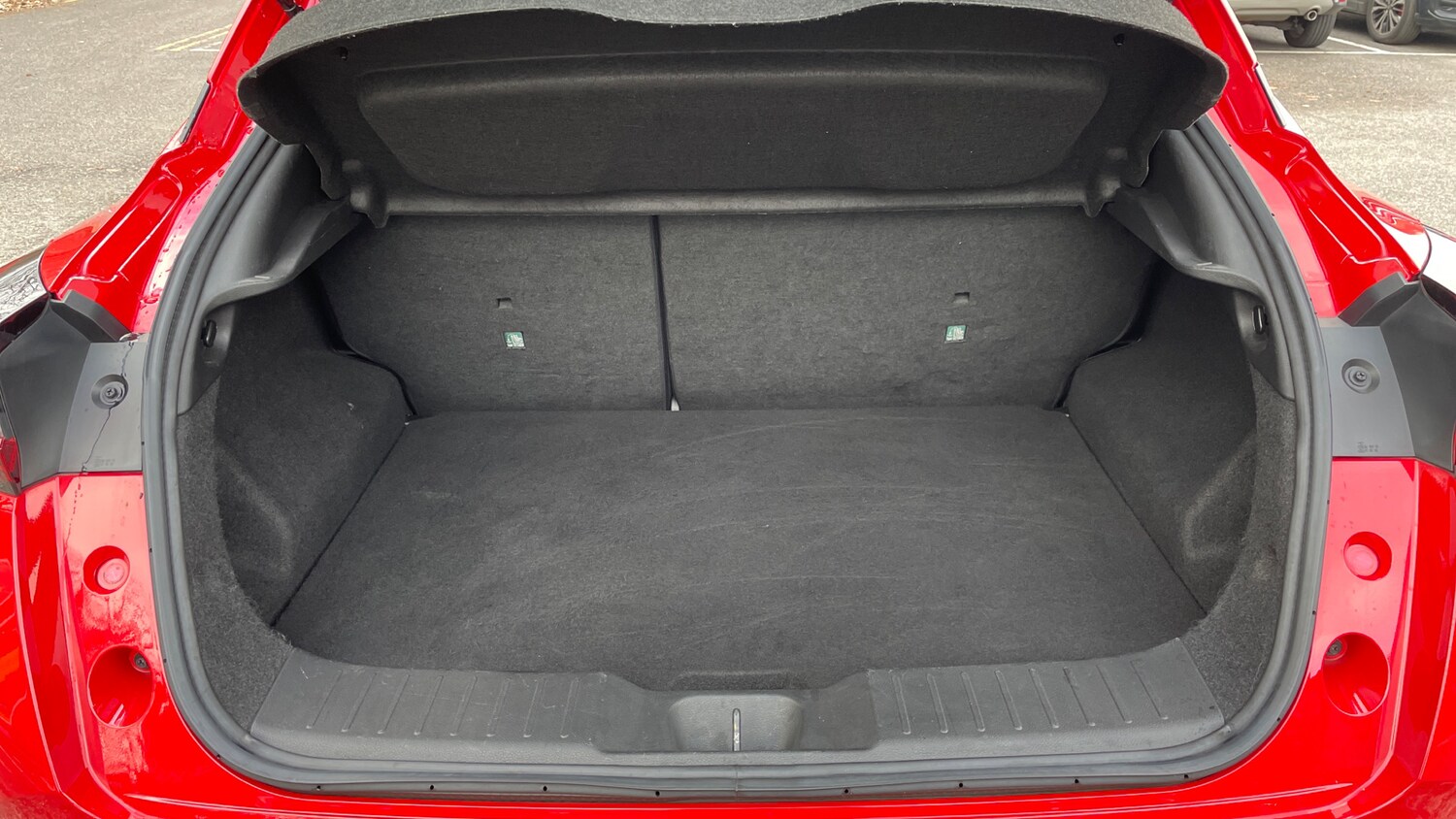 Used Nissan Juke 2022 for sale - 76951295: Photo 15