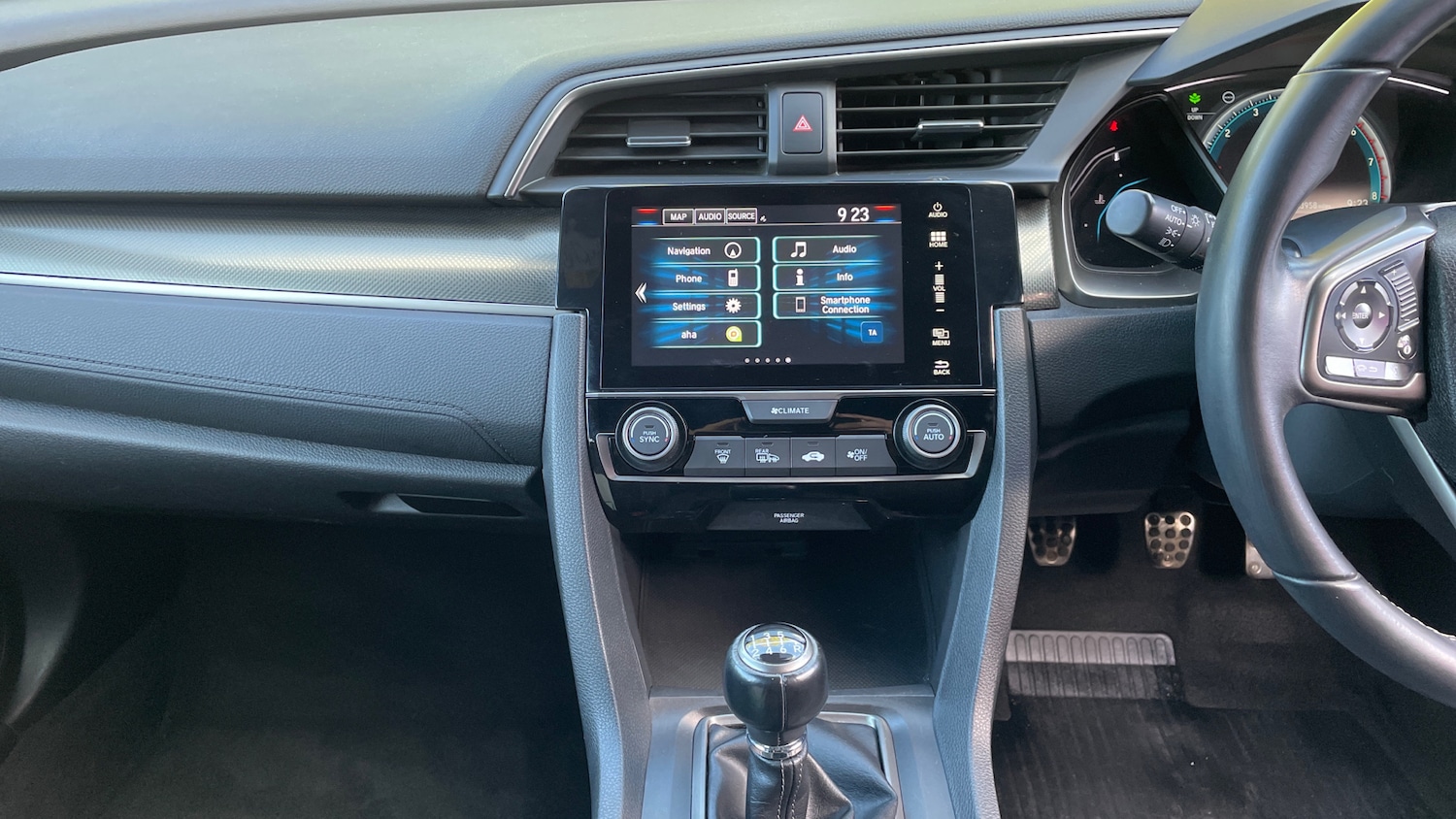 Used Honda Civic 2018 for sale - 75913352: Photo 12