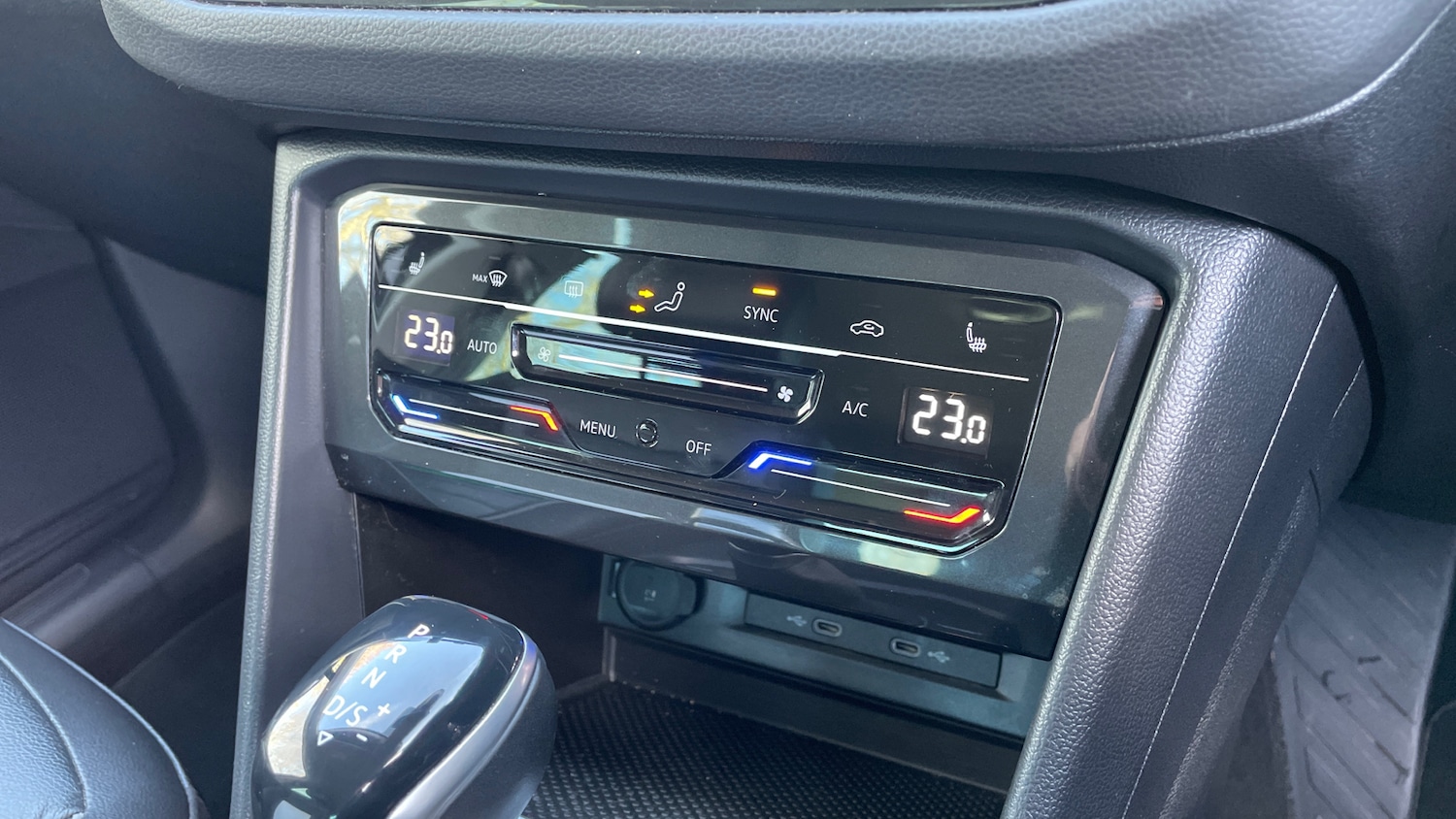 Used Volkswagen Tiguan 2022 for sale - 77721060: Photo 24