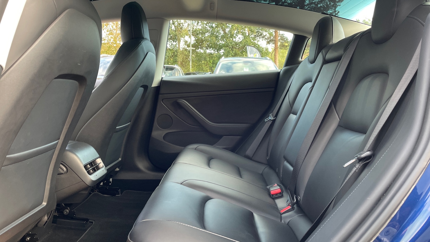 Used Tesla Model 3 2021 for sale - 76387069: Photo 14