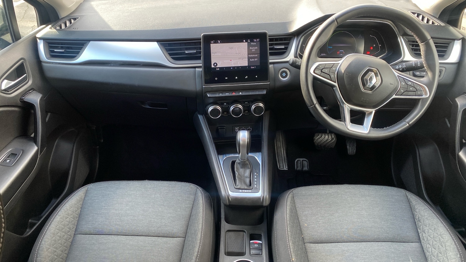 Used Renault Captur 2022 for sale - 76741029: Photo 11