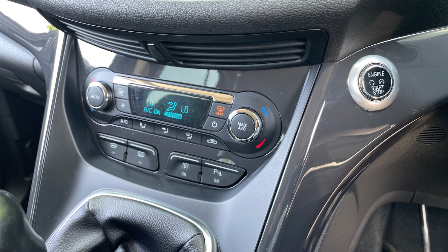 Used Ford Kuga 2014 for sale - 76559653: Photo 23