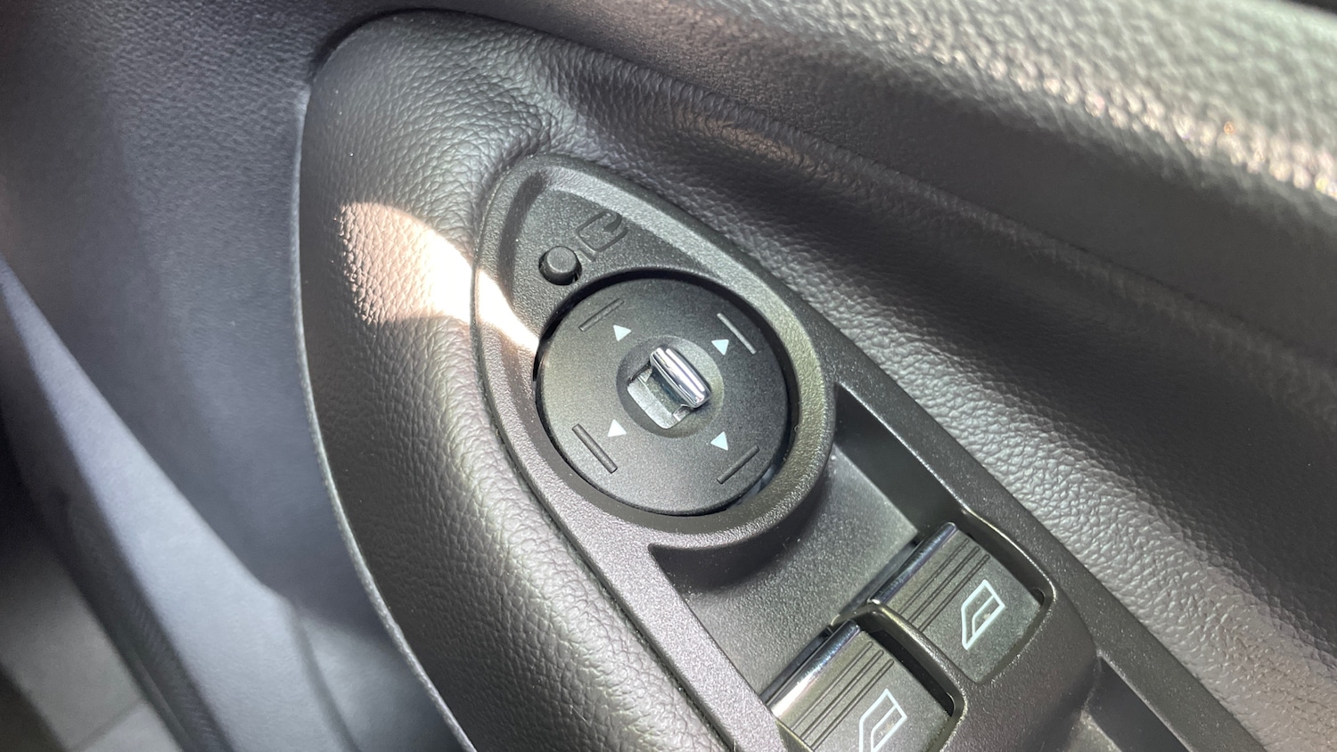 Used Ford Kuga 2014 for sale - 76559653: Photo 24