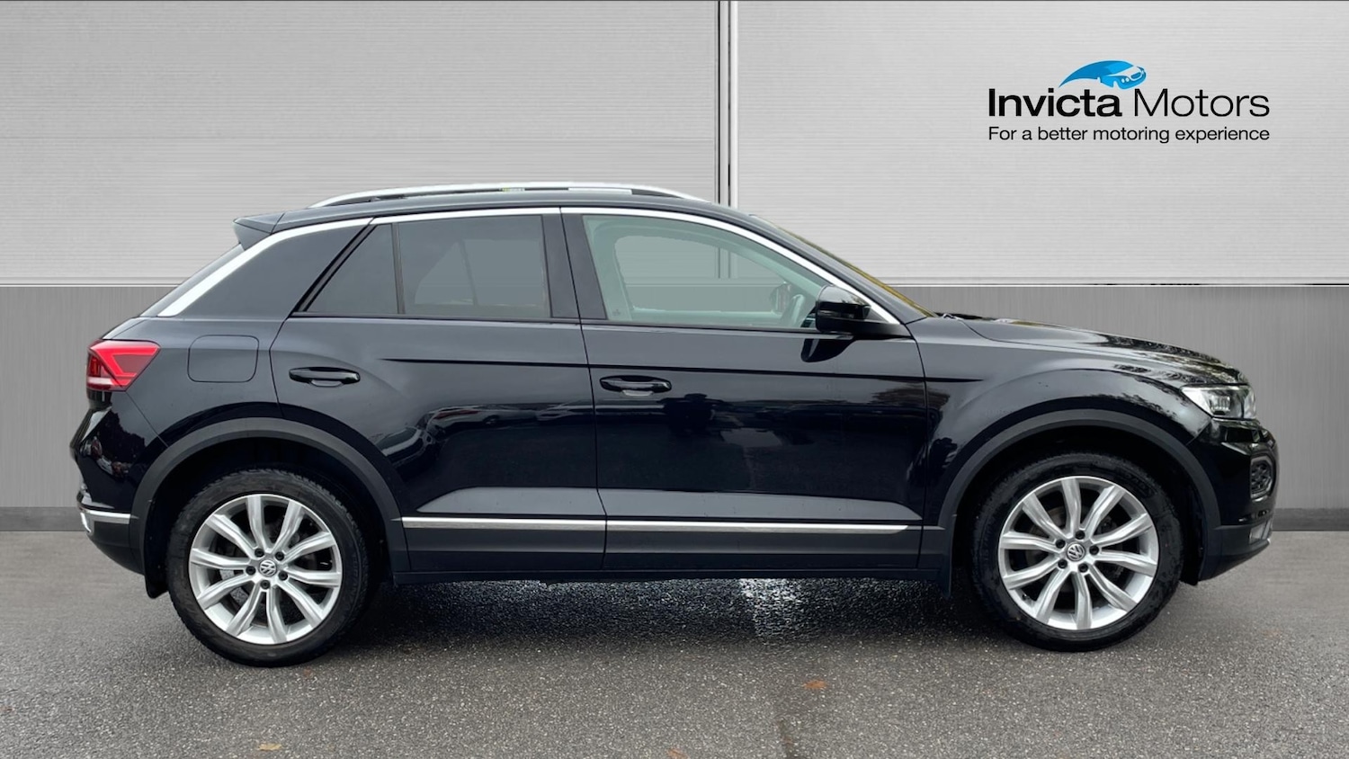 Used Volkswagen T-Roc 2019 for sale - 76257905: Photo 2