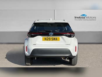 Used Toyota Yaris Cross 2023 for sale - 79073485: Photo