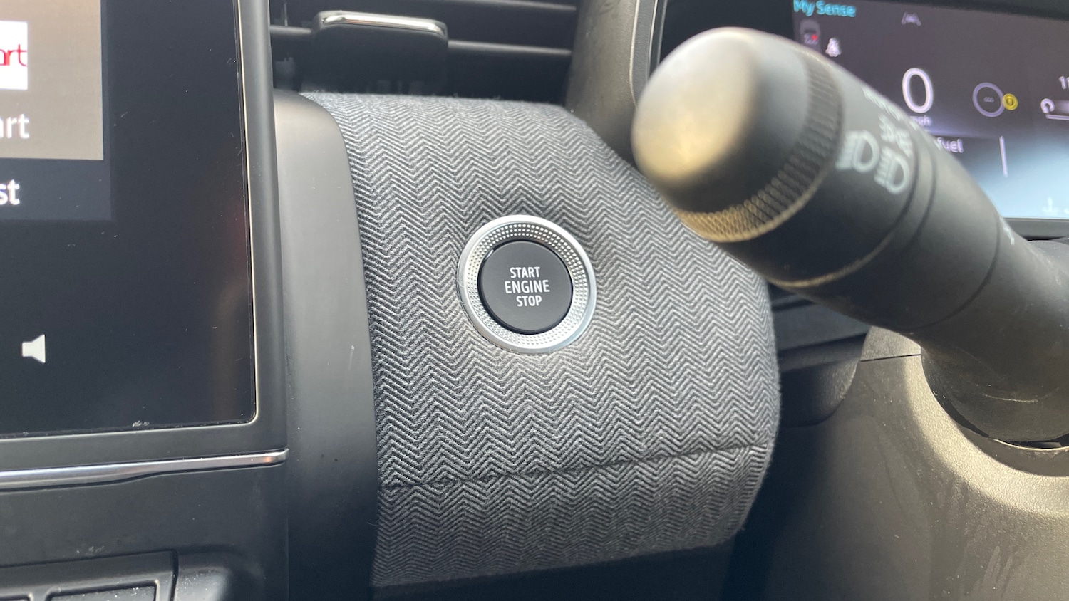 Used Renault Clio 2024 for sale - 76334907: Photo 23