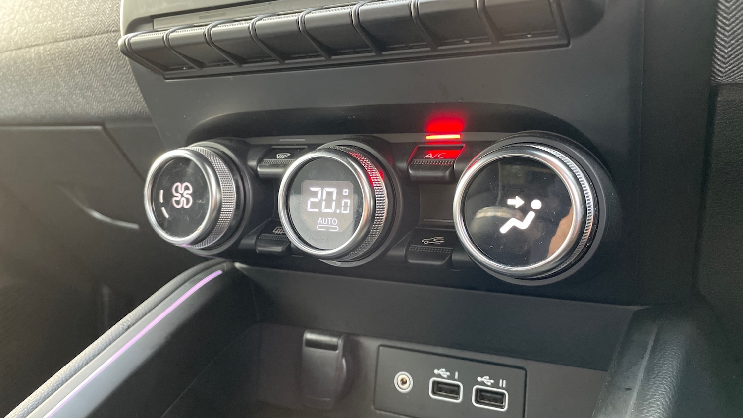 Used Renault Clio 2024 for sale - 76334907: Photo 24