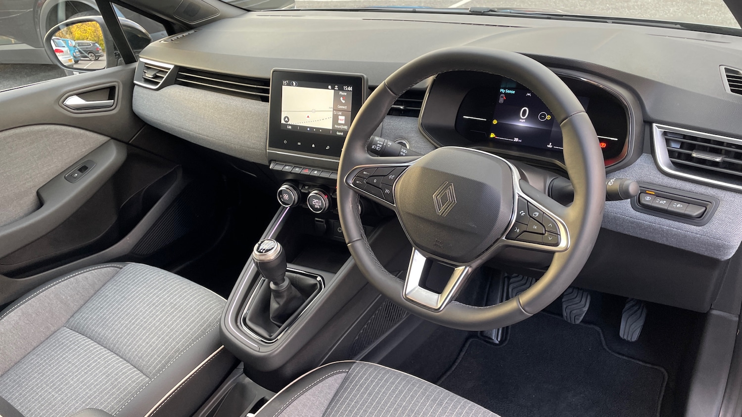 Used Renault Clio 2024 for sale - 76334907: Photo 9