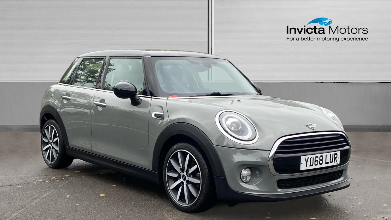 Used MINI Hatch 2018 for sale - 76741027: Photo 1
