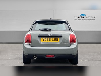 Used MINI Hatch 2018 for sale - 76741027: Photo