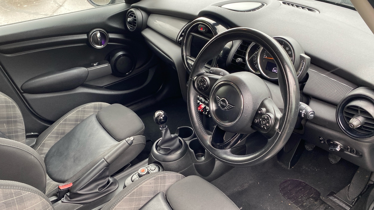 Used MINI Hatch 2018 for sale - 76741027: Photo 9