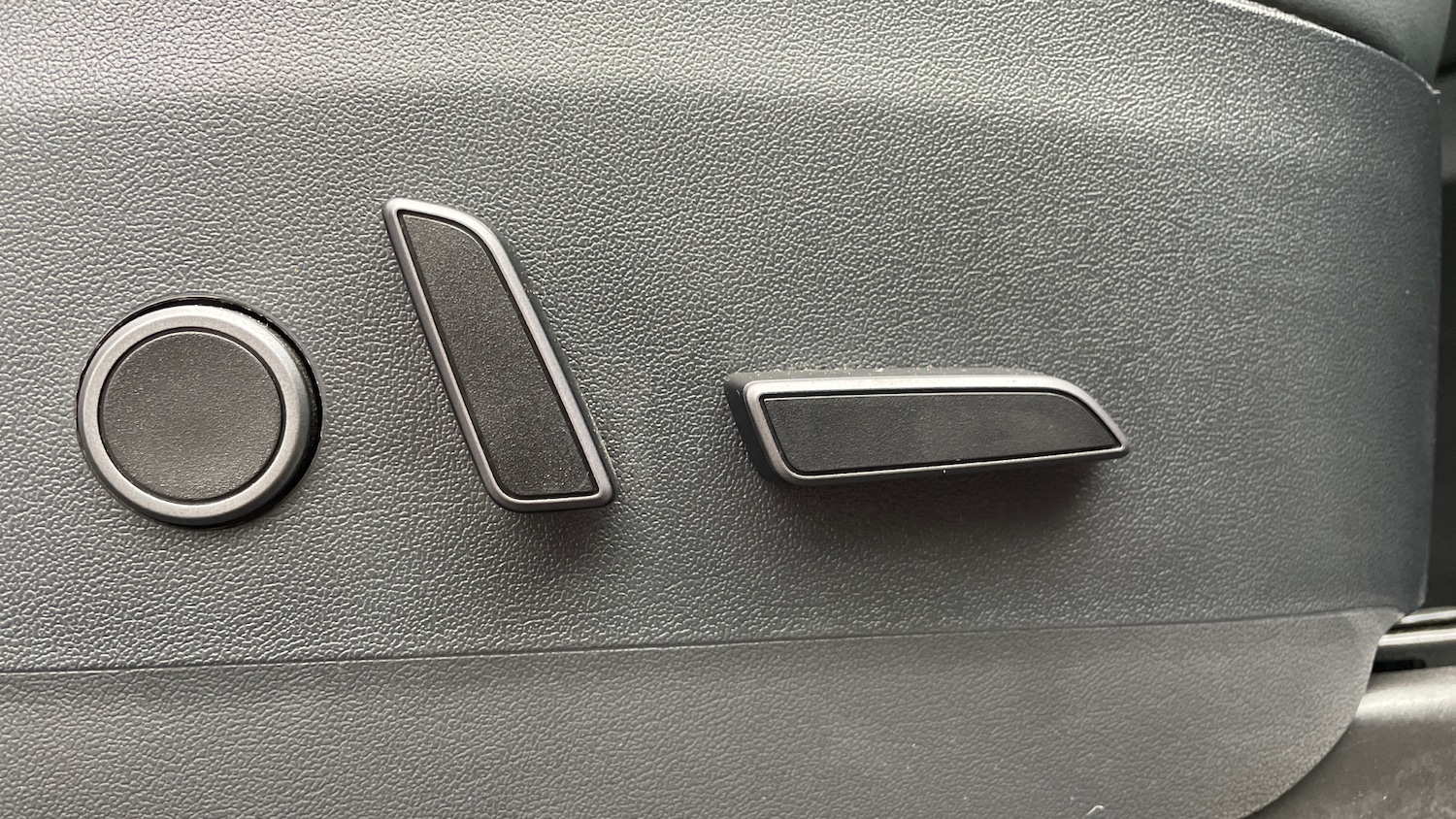 Used Tesla Model Y 2022 for sale - 76924239: Photo 24