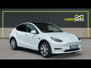 2022 - RWD 5dr Auto