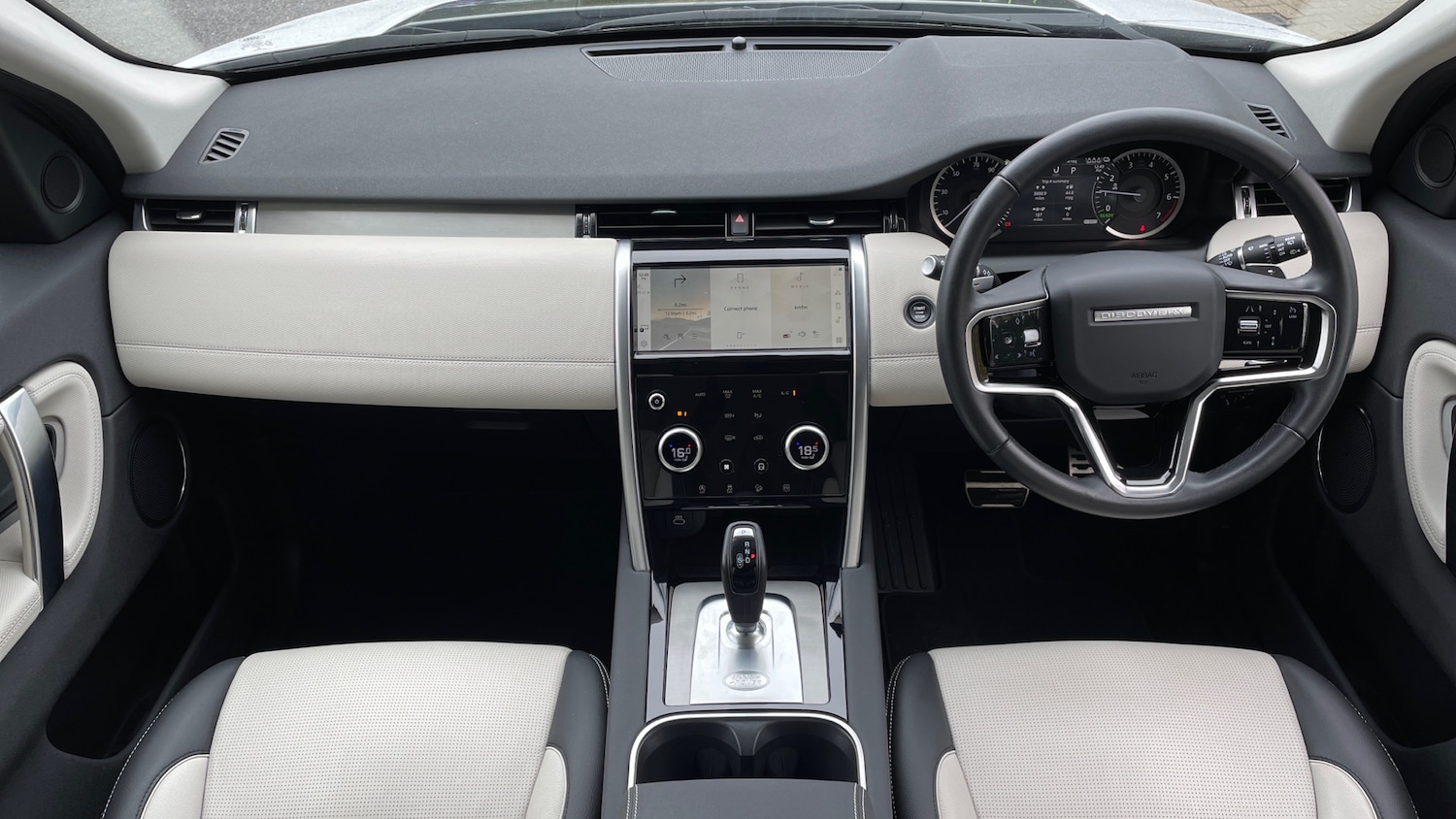 Used Land Rover Discovery Sport 2023 for sale - 76164888: Photo 11