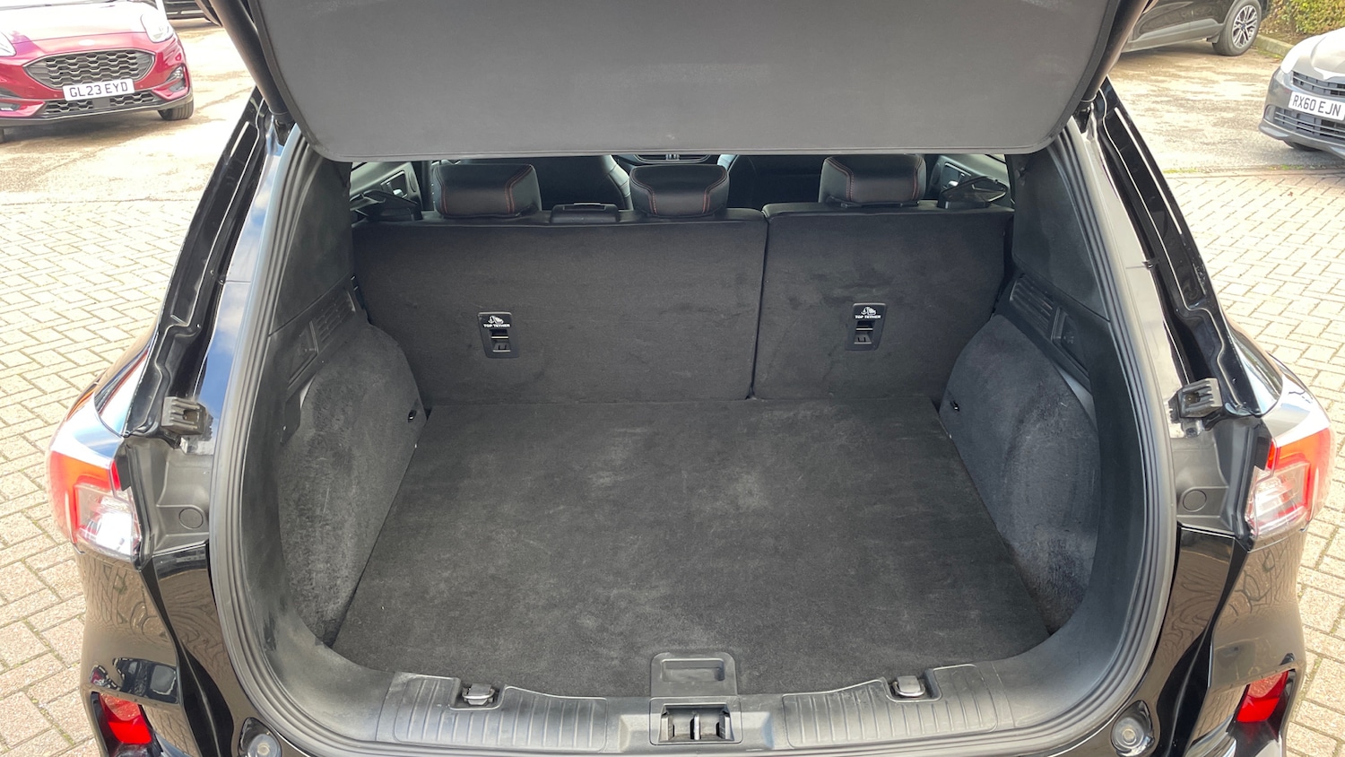 Used Ford Kuga 2022 for sale - 77610428: Photo 15