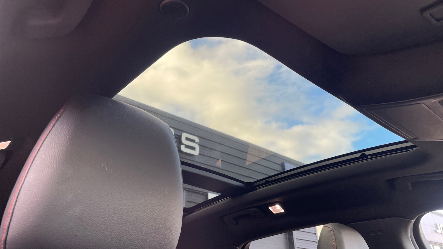 Used Ford Kuga 2022 for sale - 77610428: Photo 25