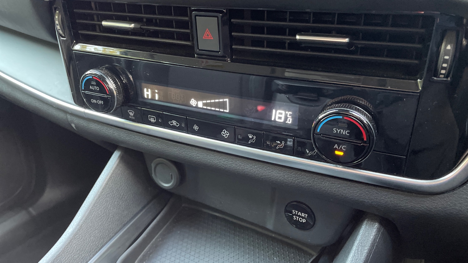 Used Nissan Qashqai 2022 for sale - 76069591: Photo 25