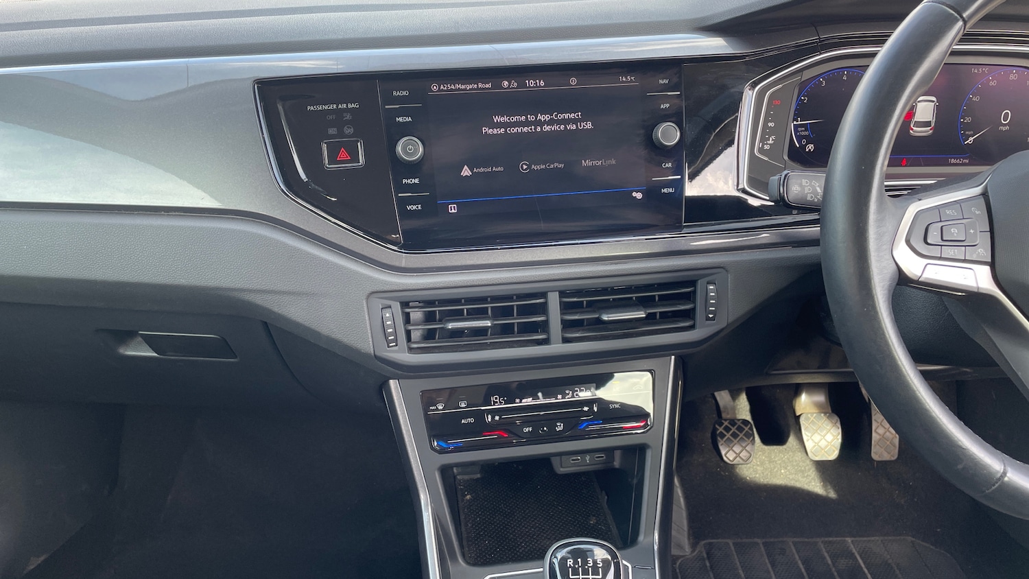 Used Volkswagen Polo 2021 for sale - 76784851: Photo 12