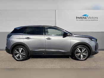 Used Peugeot 3008 2022 for sale - 76784889: Photo