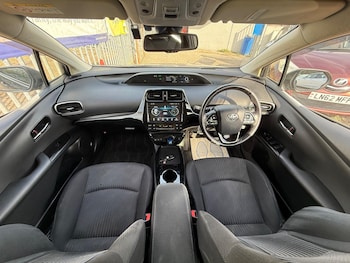 Used Toyota Prius 2019 for sale - 75647338: Photo