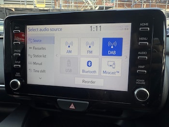 Used Toyota Yaris 2021 for sale - 75493681: Photo