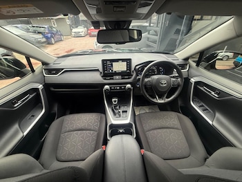 Used Toyota RAV4 2021 for sale - 75719812: Photo