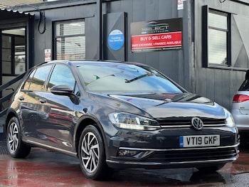 Used Volkswagen Golf 2019 for sale - 75789482: Photo