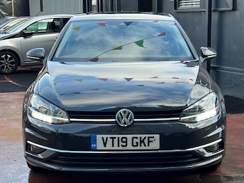 Used Volkswagen Golf 2019 for sale - 75789482: Photo