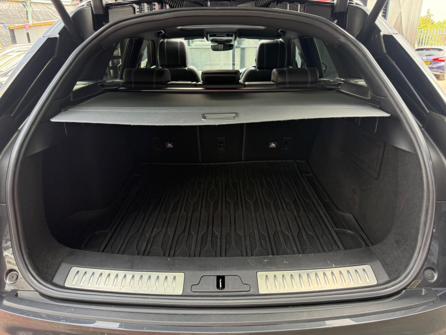 Vehicle 25